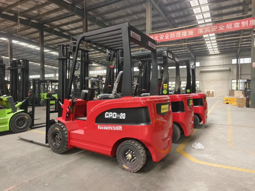 2 ton electric forklift product image 3